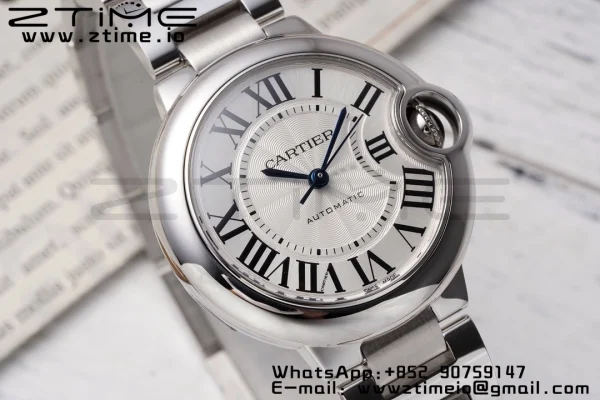カルティエ バロンブルー WSBB0044 33mm SS AF 1:1 ベストエディション ホワイトダイアル SSブレスレット SEIKO NH05A - スーパークローンウォッチ｜1:1 ベストバージョン