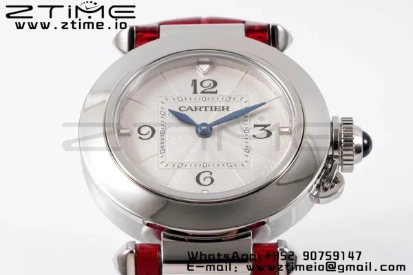 Cartier Pasha 30mm SS AF 1:1 Best Edition Quadrante bianco testurizzato su cinturino in pelle rossa profonda Jaq Quartz - Orologio super clone | 1:1 Best Version