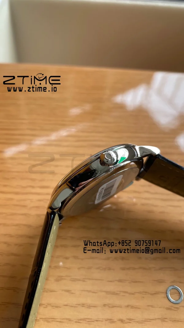 OMEGA De Ville Prestige 39.5mm SS A+F 1:1 Best Edition Λευκό καντράν με ασημί δείκτες και μαύρο δερμάτινο λουράκι A2500 - Super Clone Watch | 1:1 Best Version