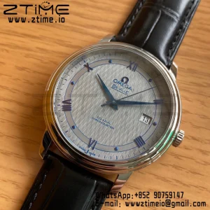 OMEGA De Ville Prestige 39.5mm SS A+F 1:1 Best Edition Λευκό καντράν με μπλε δείκτες σε μαύρο δερμάτινο λουράκι A2500 - Super Clone Watch | 1:1 Best Version