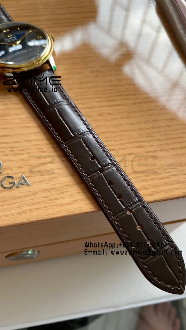 OMEGA De Ville Prestige 39.5mm YG/SS A+F 1:1 Best Edition Μπλε καντράν YG Markers σε καφέ δερμάτινο λουράκι A2500 - Super Clone Watch | 1:1 Best Version