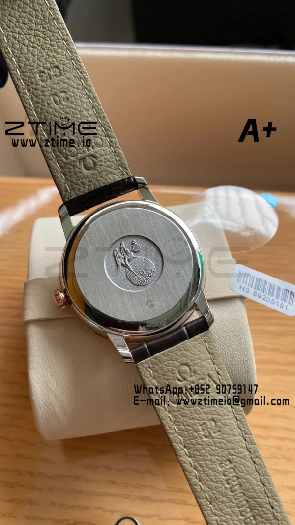 OMEGA De Ville Prestige 39.5mm RG/SS A+F 1:1 Best Edition White Diamond-shaped Dial RG Markers on Black Leather Strap A2500 - Super Clone Watch | 1:1 Best Version