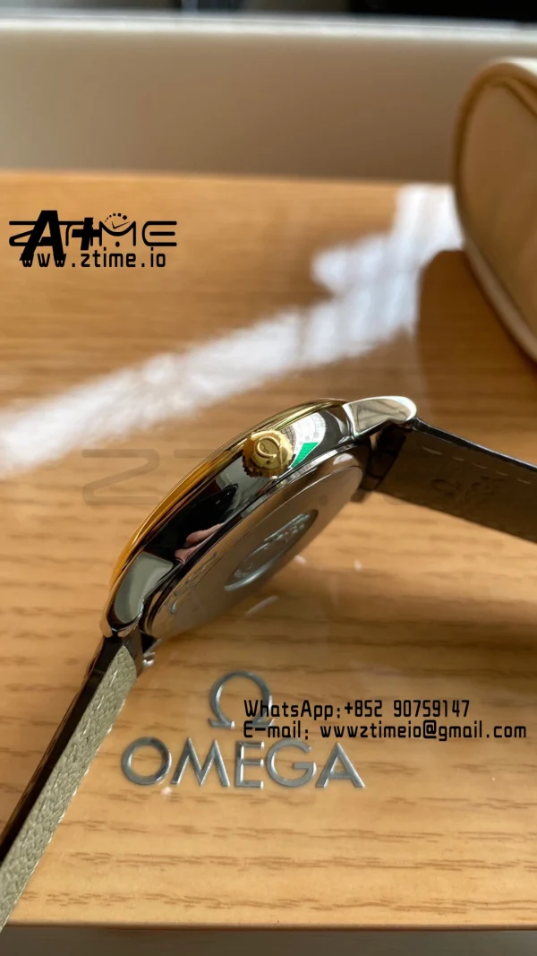 OMEGA De Ville Prestige 39.5mm YG/SS A+F 1:1 Best Edition White Diamond-shaped Dial YG Markers on Black Leather Strap A2500 - Super Clone Watch | 1:1 Best Version