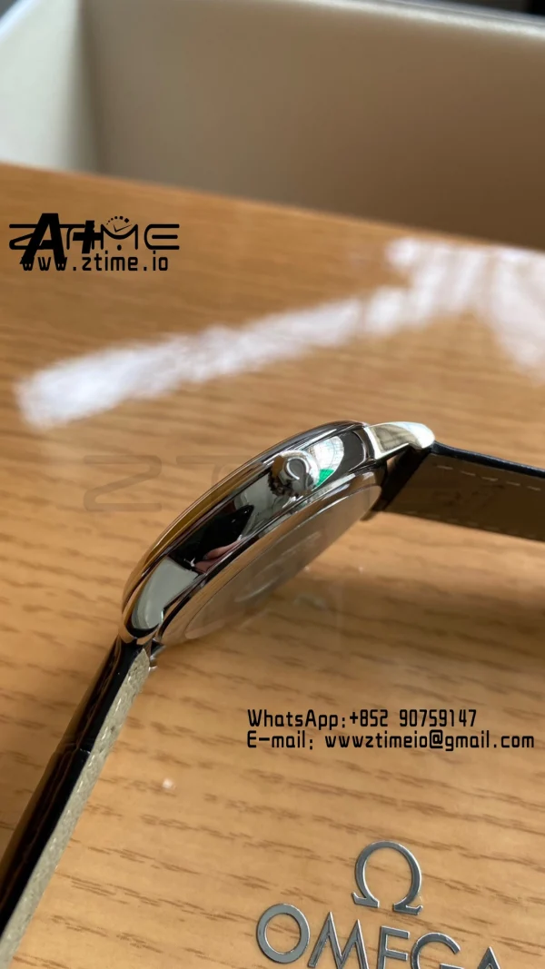 OMEGA De Ville Prestige 39.5mm SS A+F 1:1 Best Edition Black Diamond-shaped Dial Silver Markers on Black Leather Strap A2500 - Super Clone Watch | 1:1 Best Version