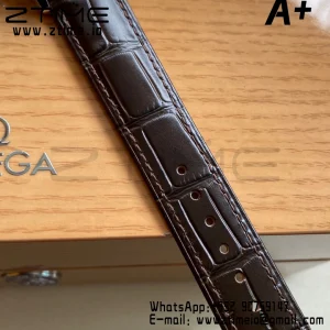 OMEGA De Ville Prestige 39.5mm RG/SS A+F 1:1 Best Edition White Granular Dial RG Markers on Black Leather Strap A2500 - Super Clone Watch | 1:1 Best Version
