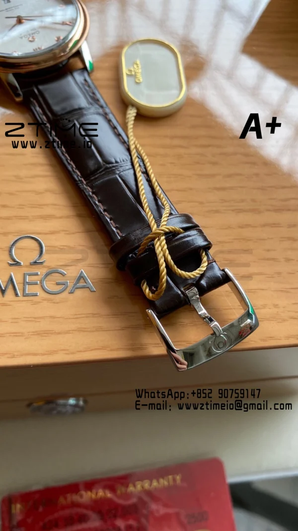 OMEGA De Ville Prestige 39.5mm RG/SS A+F 1:1 Best Edition White Granular Dial RG Markers on Black Leather Strap A2500 - Super Clone Watch | 1:1 Best Version