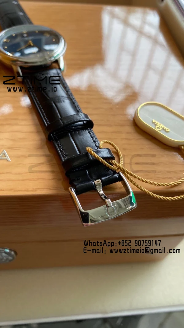 OMEGA De Ville Prestige 39.5mm SS A+F 1:1 Best Edition Μπλε κοκκώδες καντράν με δείκτες YG σε μαύρο δερμάτινο λουράκι A2500 - Super Clone Watch | 1:1 Best Version