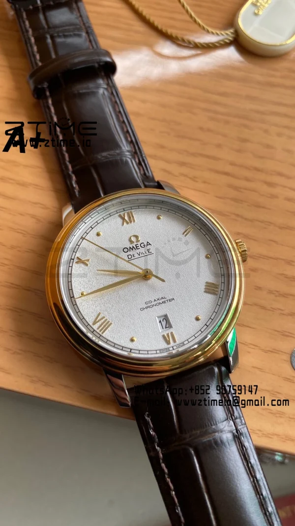 OMEGA De Ville Prestige 39.5mm RG/SS A+F 1:1 Best Edition Λευκό κοκκώδες καντράν YG Markers σε μαύρο δερμάτινο λουράκι A2500 - Super Clone Watch | 1:1 Best Version
