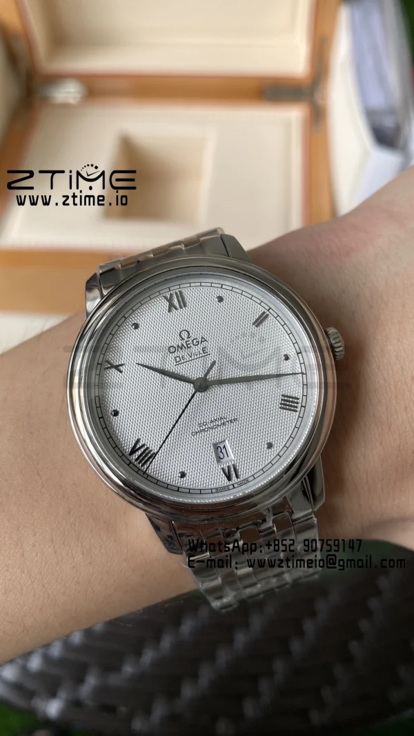 OMEGA De Ville Prestige 39.5mm SS A+F 1:1 Best Edition Blue Diamond-shaped Dial Silver Markers on Stainless Steel Strap A2500 - Super Clone Watch | 1:1 Best Version