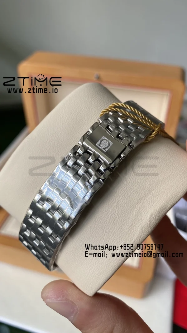 OMEGA De Ville Prestige 39.5mm SS A+F 1:1 Best Edition White Granular Dial Silver Markers on Stainless Steel Strap A2500 - Super Clone Watch | 1:1 Best Version