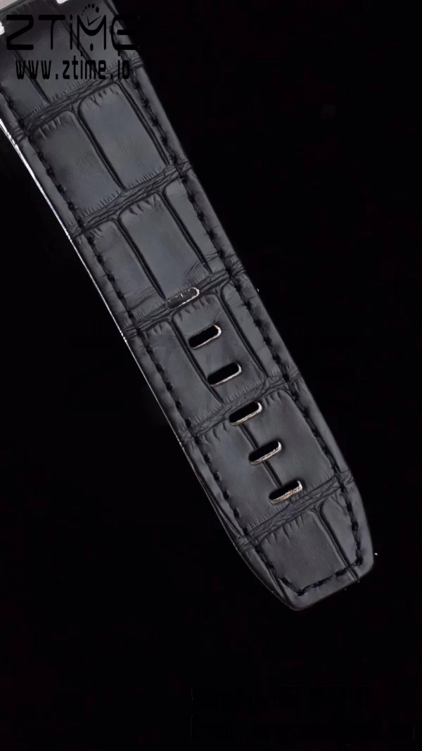 AP Royal Oak Offshore 44mm SS APF 1:1 Best Edition Cadran negru în carouri Lună ceramică pe curea din piele neagră A3126 - Super Clone Watch | 1:1 Best Version