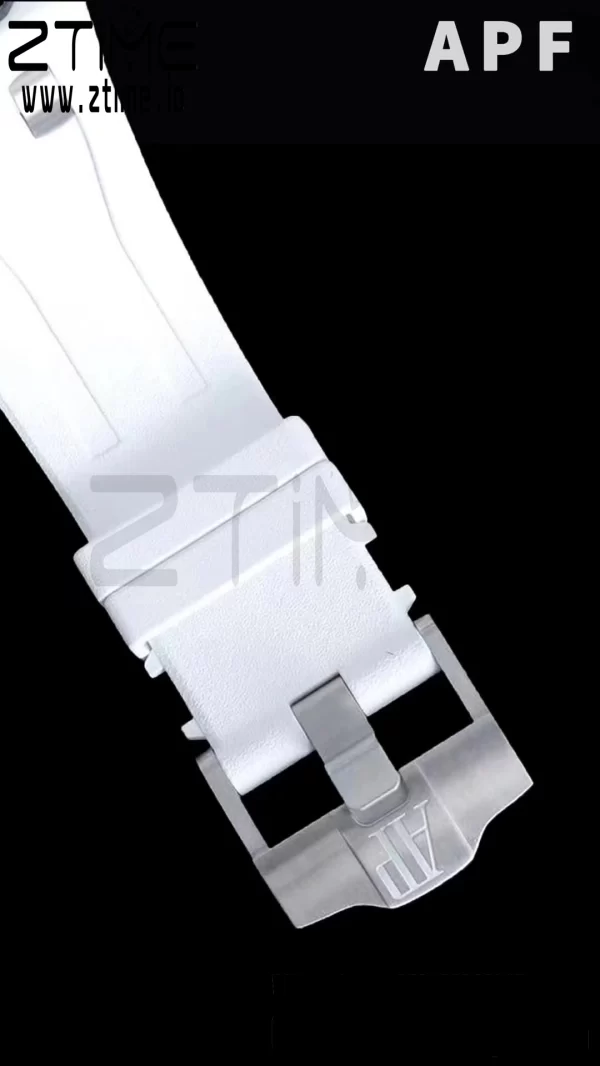 AP Royal Oak Offshore 44mm Λευκό Κεραμικό APF 1:1 Best Edition Λευκό καντράν με καουτσούκ λουράκι A3126 - Super Clone Watch | 1:1 Best Version