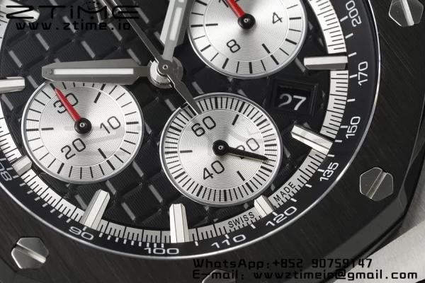 AP Royal Oak Offshore 43mm SS Black Ceramic Bezel APF 1:1 Best Edition Cadran negru / argintiu pe curea de cauciuc negru A4401 - Super Clone Watch | 1:1 Best Version