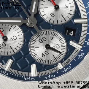 AP Royal Oak Offshore 43mm SS Bezel APF 1:1 Best Edition Blue/Silver Dial on Blue Rubber Strap A4401 - Super Clone Watch | 1:1 Best Version