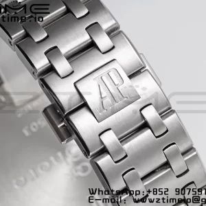 AP Royal Oak Offshore 42mm White Dial APF 1:1 Best Edition on SS Bracelet A3126 - Super Clone Watch | 1:1 Best Version