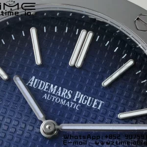 AP Royal Oak 39mm 15202 SS IPF 1:1 Best Edition Cadran albastru/negru texturat pe brățară SS A2121 - Super Clone Watch | 1:1 Best Version