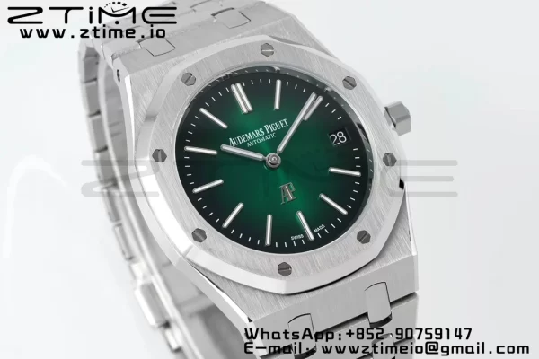 AP Royal Oak 39mm 15202 SS IPF 1:1 Best Edition Green/Black Dial on SS Bracelet A2121 - Super Clone Watch | 1:1 Best Version
