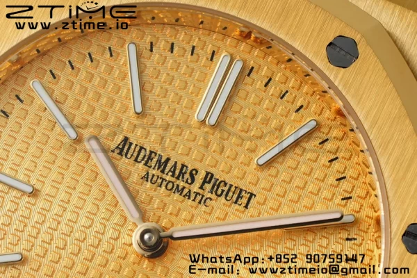 AP ロイヤルオーク 39mm 15202 YG IPF 1:1 ベスト・エディション YGテクスチャード・ダイヤル YGブレスレット A2121 - スーパークローン・ウォッチ｜1:1 ベスト・バージョン
