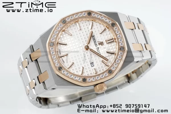 AP Lady Royal Oak 67651 33mm SS/RG ZF 1:1 Best Edition White Dial Diamonds Bezel on SS/RG Bracelet ETA Quartz - Super Clone Watch | 1:1 Best Version