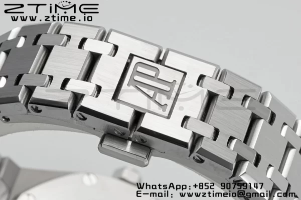 AP Lady Royal Oak 67651 33mm SS ZF 1:1 Best Edition White Dial Diamonds Bezel on SS Bracelet ETA Quartz - Super Clone Watch | 1:1 Best Version