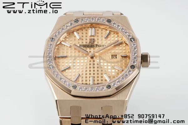 AP Lady Royal Oak 67651 33mm RG ZF 1:1 Best Edition Quadrante RG Lunetta con diamanti su bracciale RG Quarzo ETA - Orologio Super Clone | 1:1 Best Version
