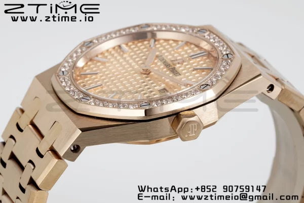AP Lady Royal Oak 67651 33mm RG ZF 1:1 Best Edition Quadrante RG Lunetta con diamanti su bracciale RG Quarzo ETA - Orologio Super Clone | 1:1 Best Version