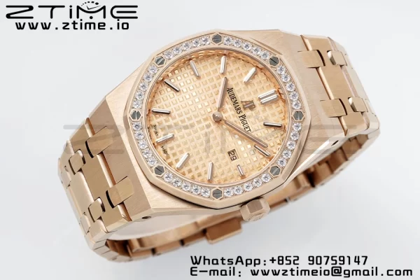 AP Lady Royal Oak 67651 33mm RG ZF 1:1 Best Edition Quadrante RG Lunetta con diamanti su bracciale RG Quarzo ETA - Orologio Super Clone | 1:1 Best Version