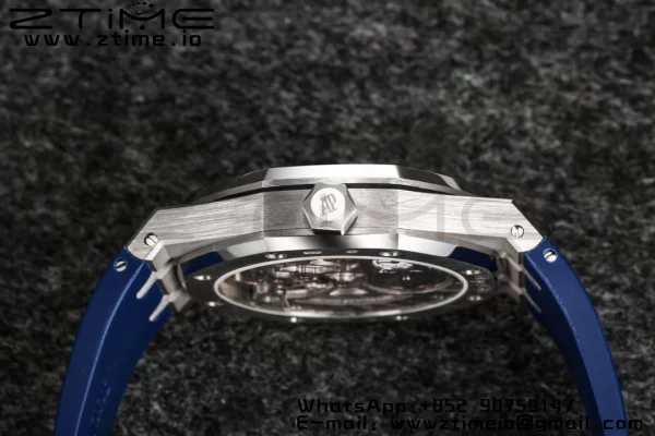 AP Royal Oak 2018 SIHH SS Tourbillon R8F Graduated Blue Checkered Dial on Blue Rubber Strap V3 - Super Clone Watch | 1:1 Best Version