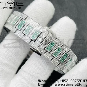 PATEK PHILIPPE Nautilus 7118 Ladies Green/White Diamonds GRF 1:1 Best Edition Full Diamonds Dial on Full Diamonds Bracelet 324CS - Super Clone Watch | 1:1 Best Version