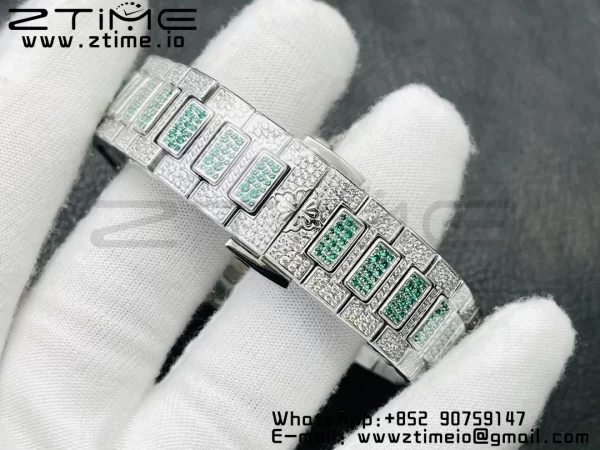 PATEK PHILIPPE Nautilus 7118 Ladies Green/White Diamonds GRF 1:1 Best Edition Full Diamonds Dial on Full Diamonds Bracelet 324CS - Super Clone Watch | 1:1 Best Version