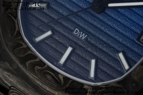 PATEK PHILIPPE Nautilus 5711 DIW Carbon DIWF 1:1 Best Edition Black/Blue Textured Dial on Carbon Bracelet 324CS - Super Clone Watch | 1:1 Best Version