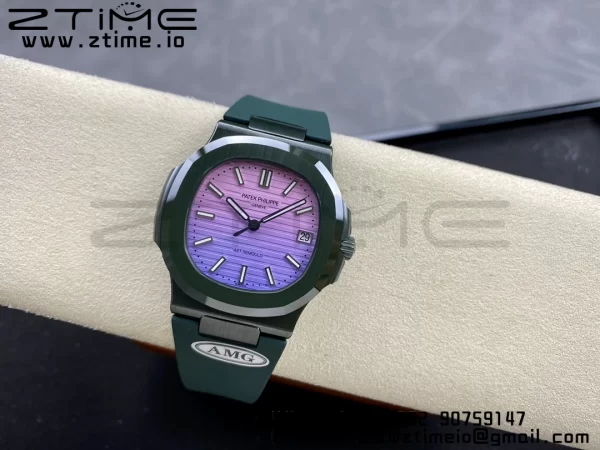 PATEK PHILIPPE AET Nautilus 5711 グリーンセラミック AMGF ベストエディション パープル/ピンクダイアル グリーンラバーストラップ MIYOTA 9015 - スーパークローンウォッチ｜1:1 ベストバージョン