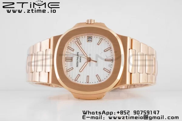 PATEK PHILIPPE ノーチラス 5711/1R PPF 1:1 ベスト・エディション RGブレスレット ホワイト・テクスチャード・ダイヤル 324CS V5 - スーパークローン・ウォッチ｜1:1 ベスト・バージョン