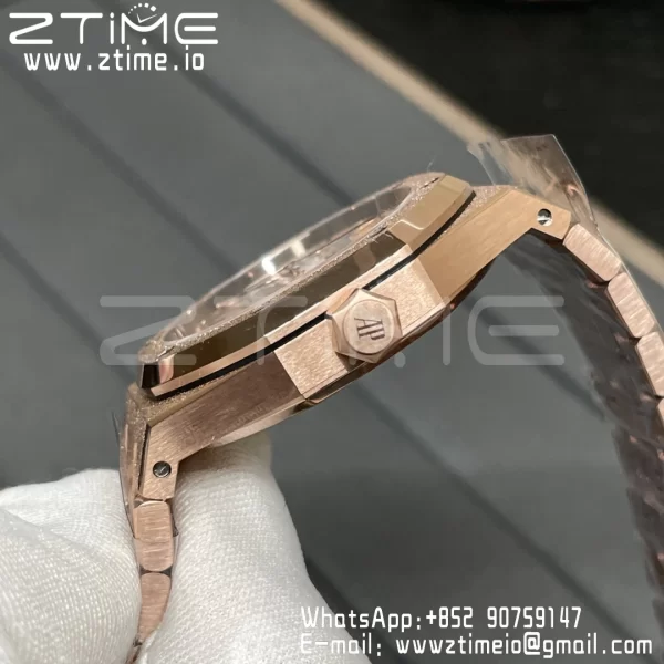 AP Royal Oak 37mm 15454 Frosted RG APSF 1:1 Best Edition White Textured Dial on Frosted RG Bracelet SA3120 Super Clone V2 - Super Clone Watch | 1:1 Best Version