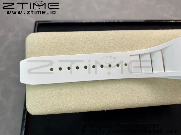 RICHARD MILLERM RM010 SS RMF Best Edition Μαύρο καντράν με λευκό λουράκι από καουτσούκ - Super Clone Watch | 1:1 Best Version