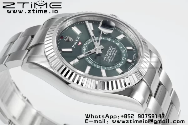 Rolex Sky-Dweller 326934 904L SS ZF 1:1 Best Edition Green Dial on SS Jubilee Bracelet A2824 - Super Clone Watch | 1:1 Best Version