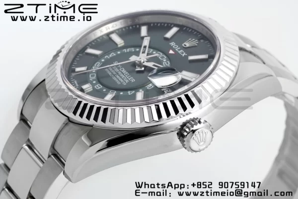 Rolex Sky-Dweller 326934 904L SS ZF 1:1 Best Edition Green Dial on SS Jubilee Bracelet A2824 - Super Clone Watch | 1:1 Best Version