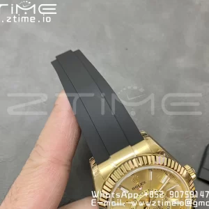 Rolex Skydweller 336238 YG Noob Best Edition YG Dial on Oysterflex Strap A23J - Super Clone Watch | 1:1 Best Version