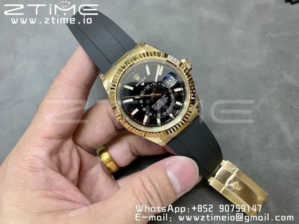 Rolex Skydweller 336238 YG Noob Best Edition Black Dial on Oysterflex Strap A23J - Super Clone Watch | 1:1 Best Version