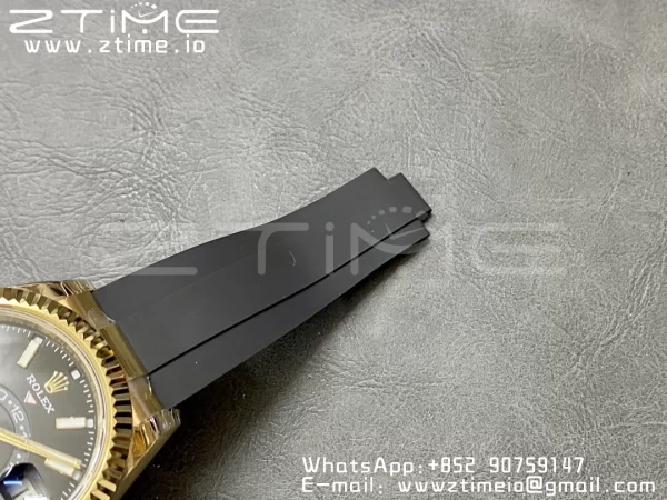 Rolex Skydweller 336238 YG Noob Best Edition Black Dial on Oysterflex Strap A23J - Super Clone Watch | 1:1 Best Version