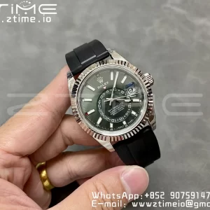 Rolex Skydweller 326934 SS Noob Best Edition Green Dial on Oysterflex Strap A23J - Super Clone Watch | 1:1 Best Version