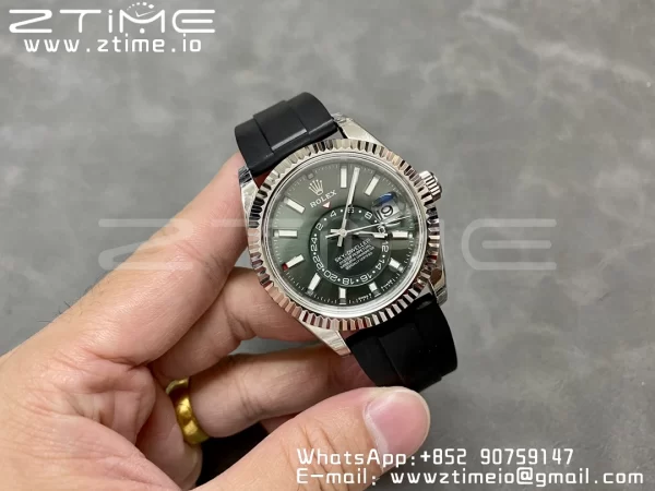 Rolex Skydweller 326934 SS Noob Best Edition Green Dial on Oysterflex Strap A23J - Super Clone Watch | 1:1 Best Version