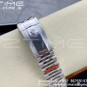Rolex Skydweller 326934 SS Noob Best Edition Cadran Vert sur Bracelet Jubilé SS A23J - Super Clone Watch | 1:1 Best Version