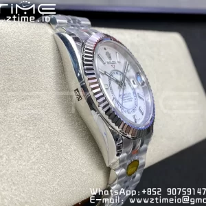 Rolex Skydweller 326934 SS Noob Best Edition White Dial on SS Jubilee Bracelet A23J - Super Clone Watch | 1:1 Nejlepší verze