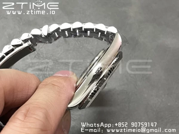 Rolex DayDate 228236 40mm GMF 1:1 Best Edition Black Dial Fluted Bezel on SS Bracelet A2836 (Tungsten Heavy Version) - Super Clone Watch | 1:1 Best Version