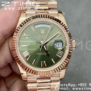 Rolex DayDate 228235 40mm RG GMF 1:1 Best Edition Green Dial Roman Markers Fluted Bezel on RG Bracelet A2836 (Tungsten Heavy Version) - Super Clone Watch | 1:1 Best Version