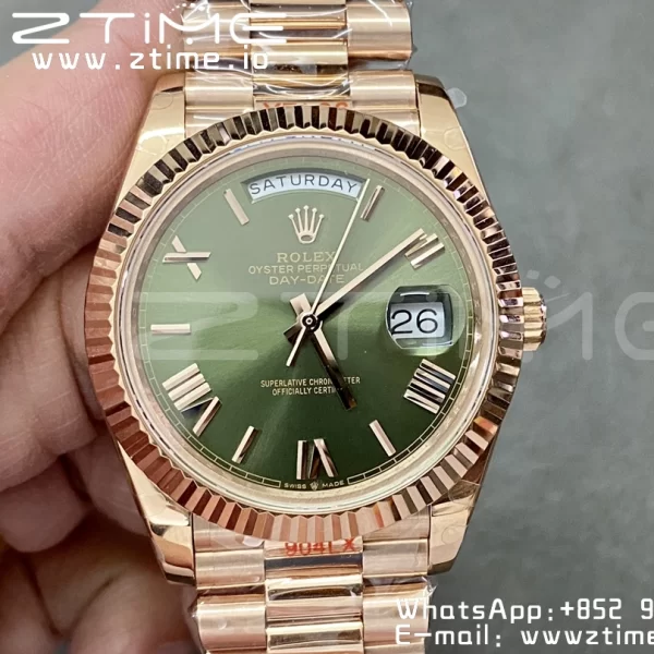 Rolex DayDate 228235 40mm RG GMF 1:1 Best Edition Green Dial Roman Markers Fluted Bezel on RG Bracelet A2836 (Tungsten Heavy Version) - Super Clone Watch | 1:1 Best Version