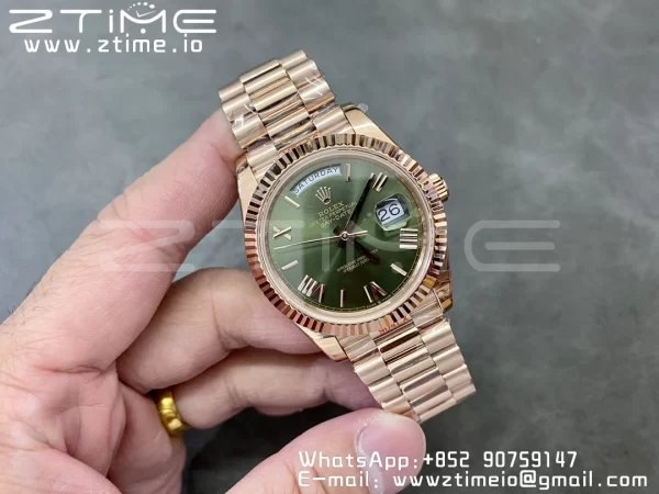 Rolex DayDate 228235 40mm RG GMF 1:1 Best Edition Green Dial Roman Markers Fluted Bezel on RG Bracelet A2836 (Tungsten Heavy Version) - Super Clone Watch | 1:1 Best Version