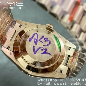 Rolex DayDate 228235 40mm RG GMF 1:1 Best Edition Green Dial Roman Markers Fluted Bezel on RG Bracelet A2836 (Tungsten Heavy Version) - Super Clone Watch | 1:1 Best Version