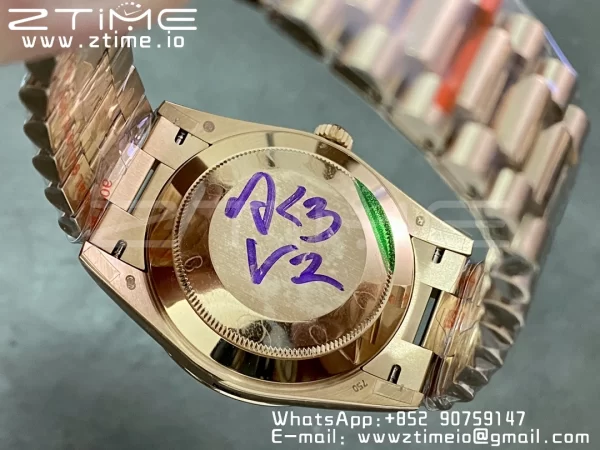 Rolex DayDate 228235 40mm RG GMF 1:1 Best Edition Green Dial Roman Markers Fluted Bezel on RG Bracelet A2836 (Tungsten Heavy Version) - Super Clone Watch | 1:1 Best Version